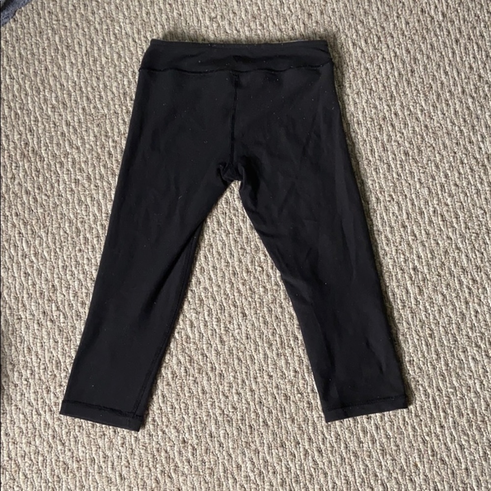 Ivivva by Lululemon capris Size 8